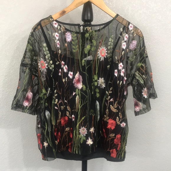 Romeo & Juliet Couture Sheer Embroidered Blouse - Picture 3 of 16